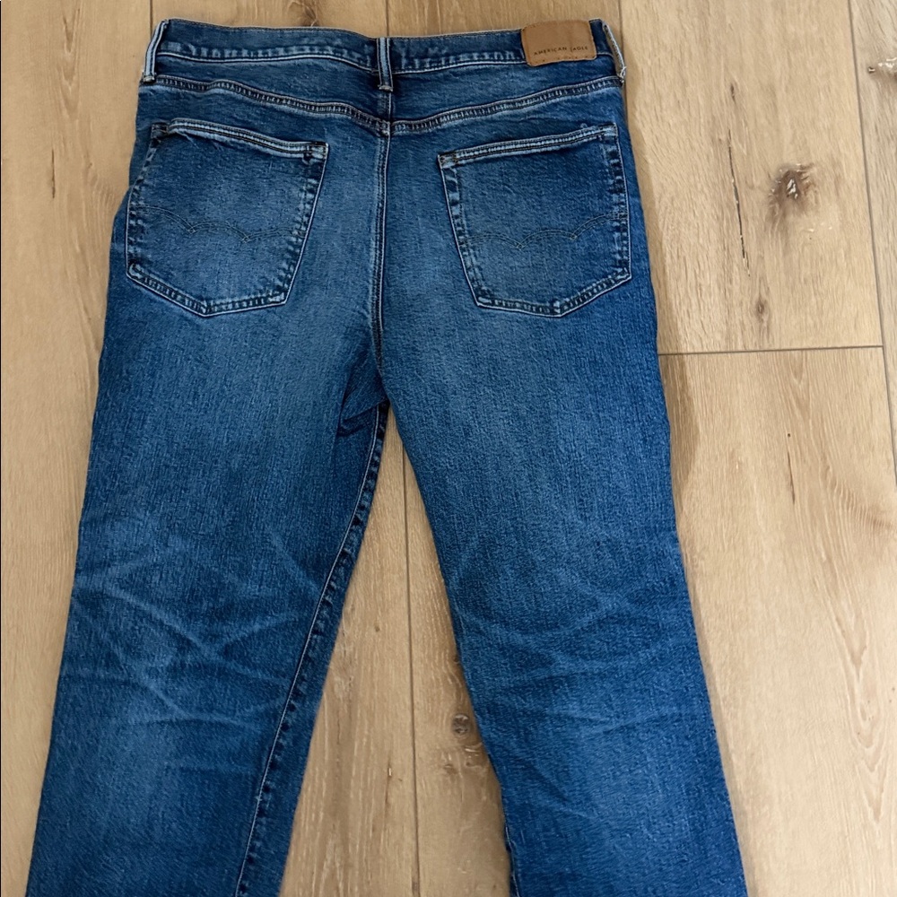 American Eagle Outfitters Dark Blue Jeans - Picture 8 of 8
